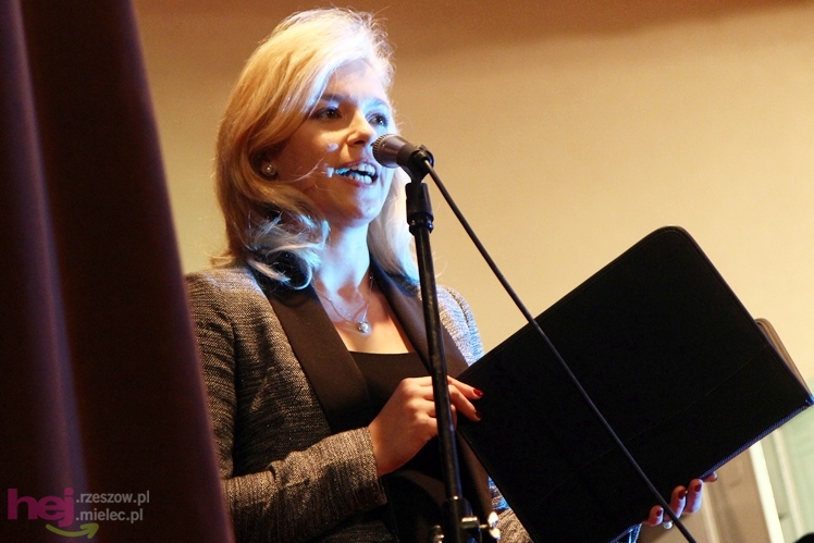 Premierowy spektakl ?Prawie Śluby Panieńskie?