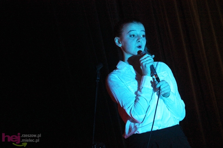 Premierowy spektakl ?Prawie Śluby Panieńskie?