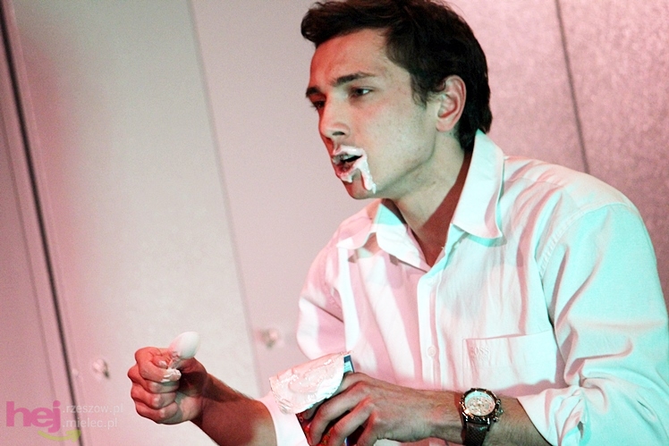 Premierowy spektakl ?Prawie Śluby Panieńskie?