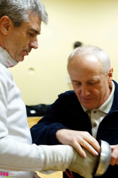 Mikołajkowy Turniej Szermierczy. Walczył nawet wiceprezydent Bieniek