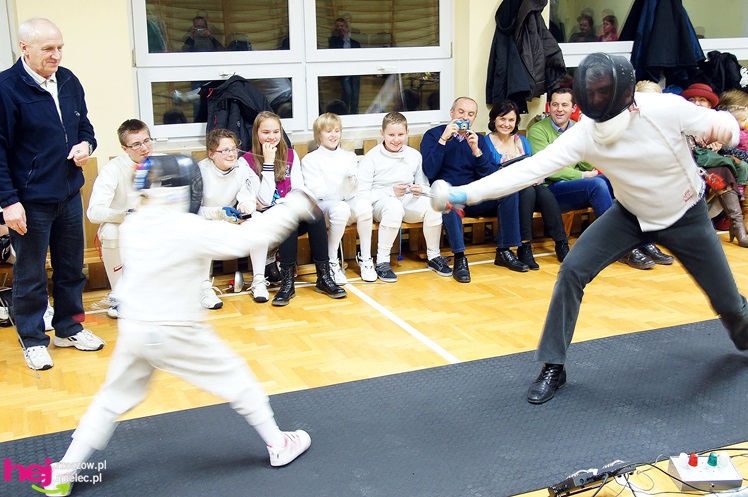 Mikołajkowy Turniej Szermierczy. Walczył nawet wiceprezydent Bieniek