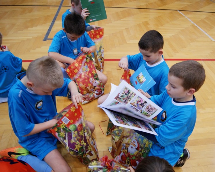 III Mikołajkowy Wielobój Sprawnościowy [ZDJĘCIA]