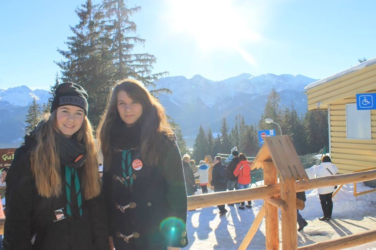 Betlejemskie Światło Pokoju już jest w Mielcu. Przyjechało z Zakopanego