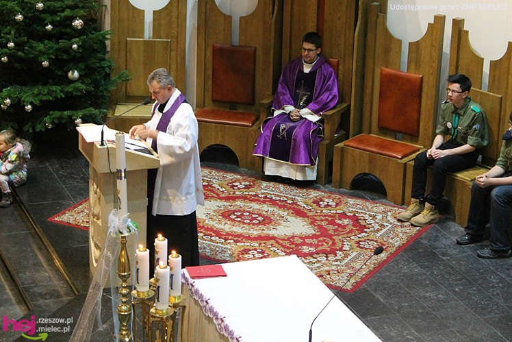 Betlejemskie Światło Pokoju trafiło do mieszkańców Mielca