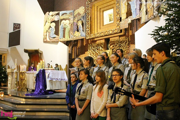 Betlejemskie Światło Pokoju trafiło do mieszkańców Mielca