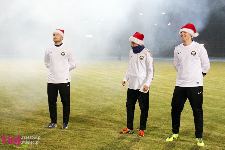 Mecz Wigilijny na Stadionie Miejskim: FKS Stal Mielec - Kibice Stali Mielec 4:6 (3:0)