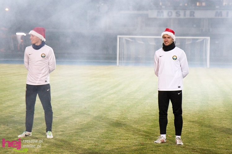 Mecz Wigilijny na Stadionie Miejskim: FKS Stal Mielec - Kibice Stali Mielec 4:6 (3:0)