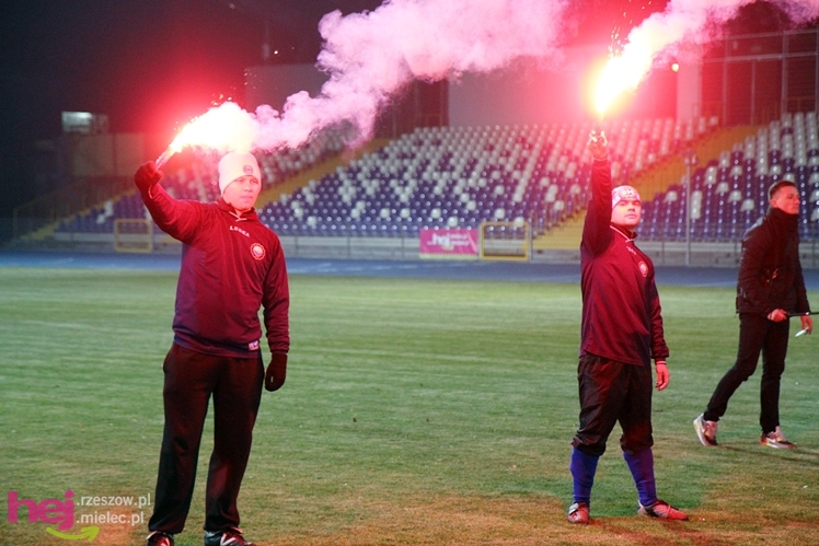 Mecz Wigilijny na Stadionie Miejskim: FKS Stal Mielec - Kibice Stali Mielec 4:6 (3:0)