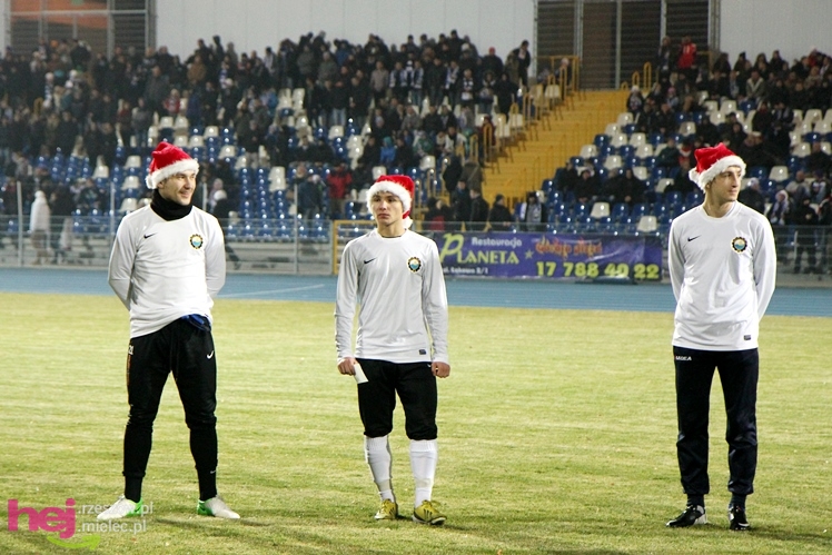 Mecz Wigilijny na Stadionie Miejskim: FKS Stal Mielec - Kibice Stali Mielec 4:6 (3:0)