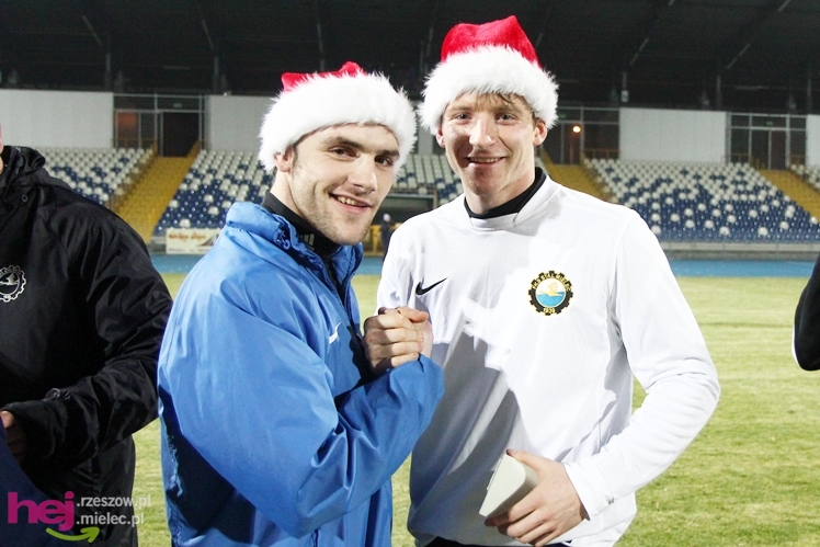 Mecz Wigilijny na Stadionie Miejskim: FKS Stal Mielec - Kibice Stali Mielec 4:6 (3:0)