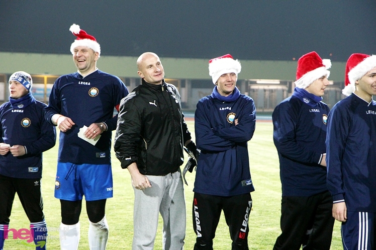 Mecz Wigilijny na Stadionie Miejskim: FKS Stal Mielec - Kibice Stali Mielec 4:6 (3:0)