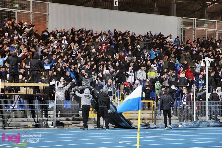 Mecz Wigilijny na Stadionie Miejskim: FKS Stal Mielec - Kibice Stali Mielec 4:6 (3:0)