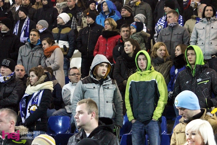 Mecz Wigilijny na Stadionie Miejskim: FKS Stal Mielec - Kibice Stali Mielec 4:6 (3:0)