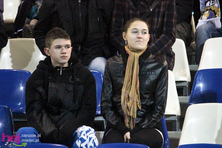 Mecz Wigilijny na Stadionie Miejskim: FKS Stal Mielec - Kibice Stali Mielec 4:6 (3:0)