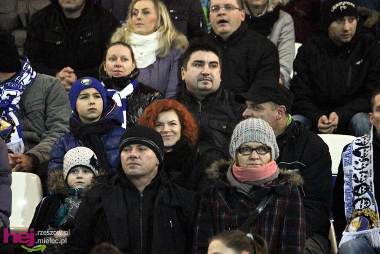 Mecz Wigilijny na Stadionie Miejskim: FKS Stal Mielec - Kibice Stali Mielec 4:6 (3:0)