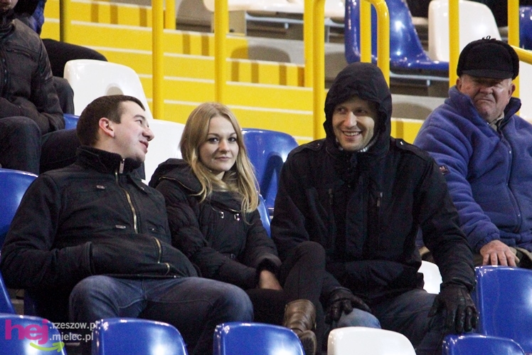 Mecz Wigilijny na Stadionie Miejskim: FKS Stal Mielec - Kibice Stali Mielec 4:6 (3:0)
