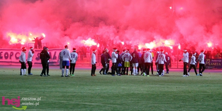 Mecz Wigilijny na Stadionie Miejskim: FKS Stal Mielec - Kibice Stali Mielec 4:6 (3:0)