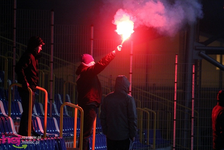 Mecz Wigilijny na Stadionie Miejskim: FKS Stal Mielec - Kibice Stali Mielec 4:6 (3:0)