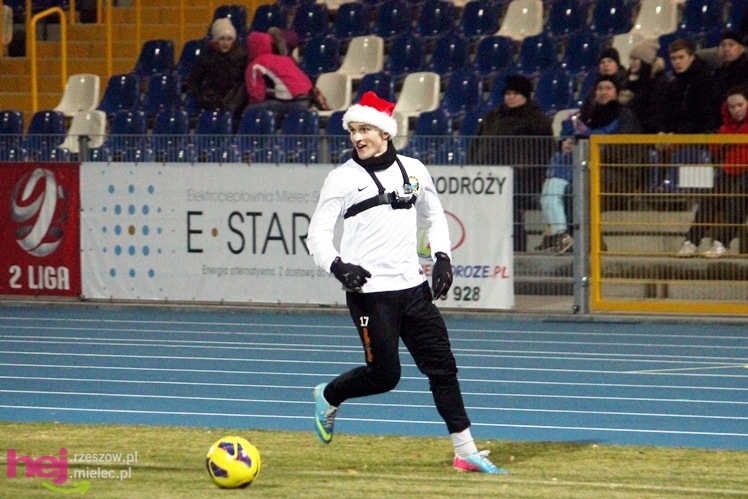 Mecz Wigilijny na Stadionie Miejskim: FKS Stal Mielec - Kibice Stali Mielec 4:6 (3:0)