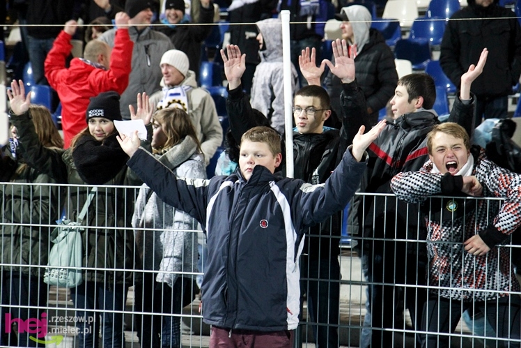 Mecz Wigilijny na Stadionie Miejskim: FKS Stal Mielec - Kibice Stali Mielec 4:6 (3:0)