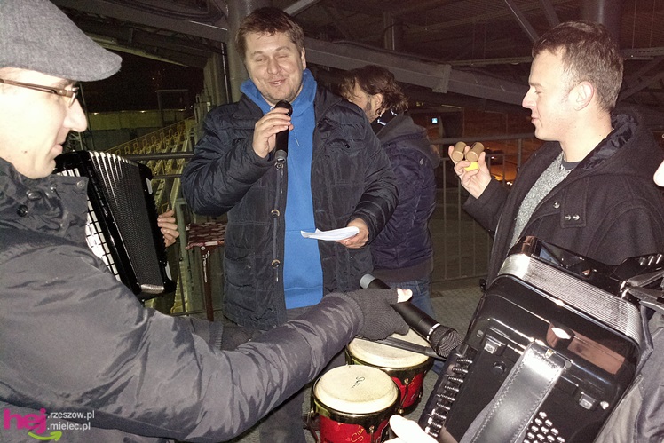 Mecz Wigilijny na Stadionie Miejskim: FKS Stal Mielec - Kibice Stali Mielec 4:6 (3:0)
