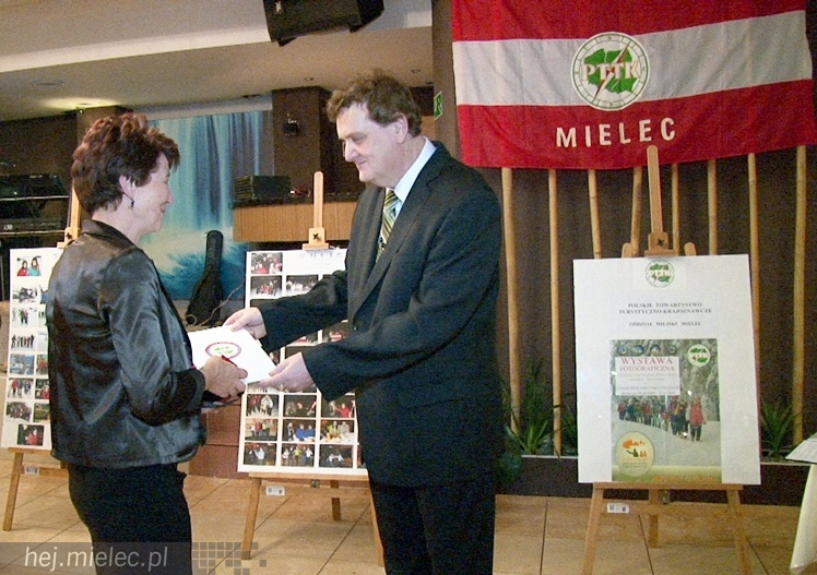 Wystawa Fotograficzna Oddziału Miejskiego PTTK w Mielcu na zakończenie Roku Turystycznego