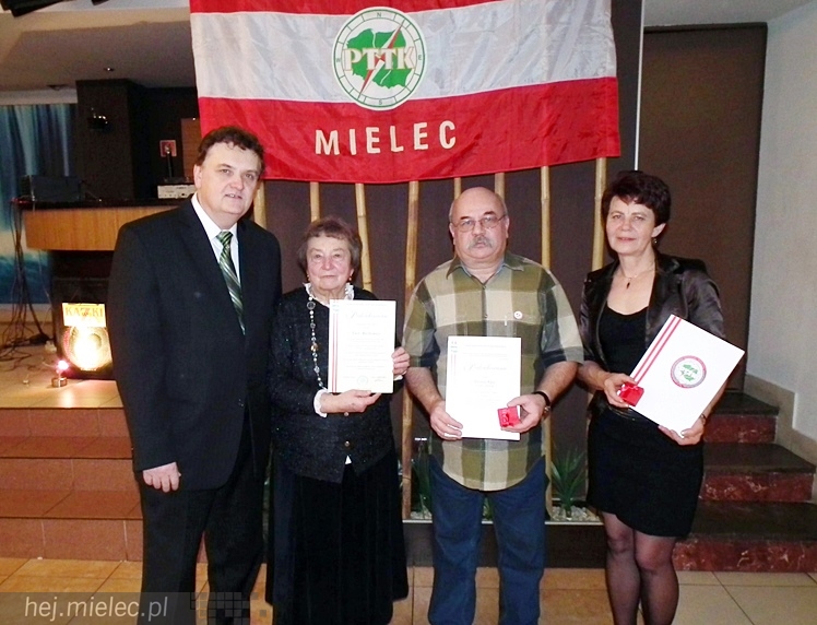Wystawa Fotograficzna Oddziału Miejskiego PTTK w Mielcu na zakończenie Roku Turystycznego