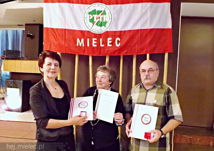 Wystawa Fotograficzna Oddziału Miejskiego PTTK w Mielcu na zakończenie Roku Turystycznego