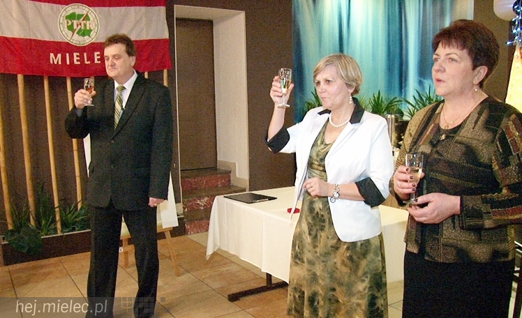 Wystawa Fotograficzna Oddziału Miejskiego PTTK w Mielcu na zakończenie Roku Turystycznego