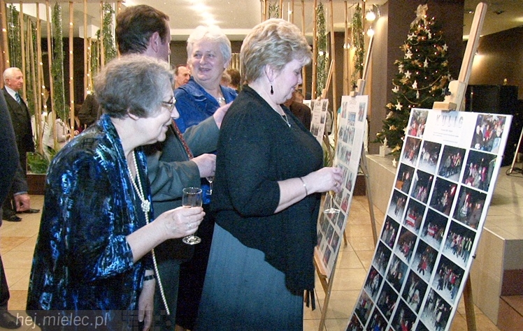 Wystawa Fotograficzna Oddziału Miejskiego PTTK w Mielcu na zakończenie Roku Turystycznego