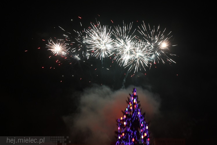 Radosne powitanie Nowego 2014 Roku na Placu Armii Krajowej