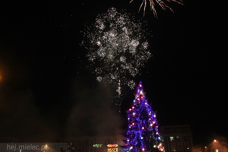 Radosne powitanie Nowego 2014 Roku na Placu Armii Krajowej