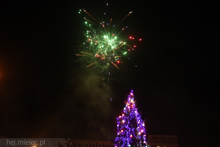 Radosne powitanie Nowego 2014 Roku na Placu Armii Krajowej