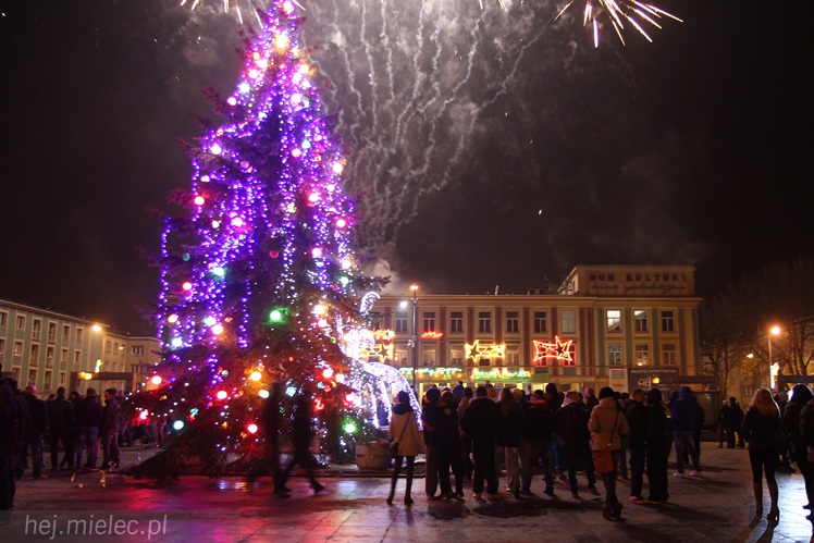 Radosne powitanie Nowego 2014 Roku na Placu Armii Krajowej