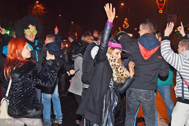 Radosne powitanie Nowego 2014 Roku na Placu Armii Krajowej