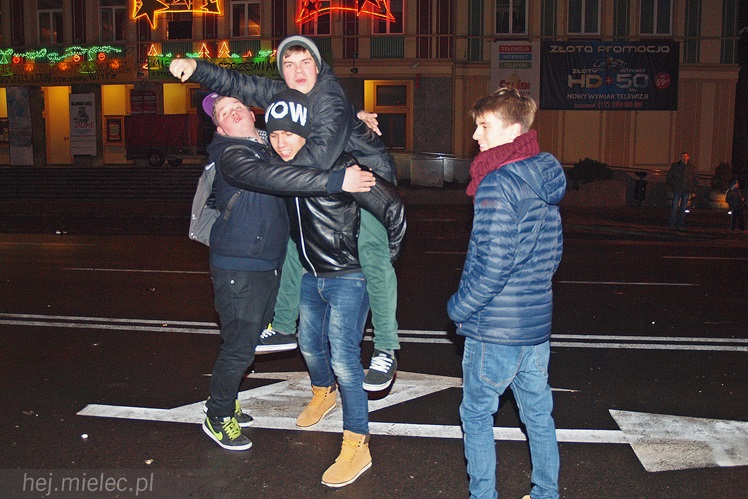 Radosne powitanie Nowego 2014 Roku na Placu Armii Krajowej