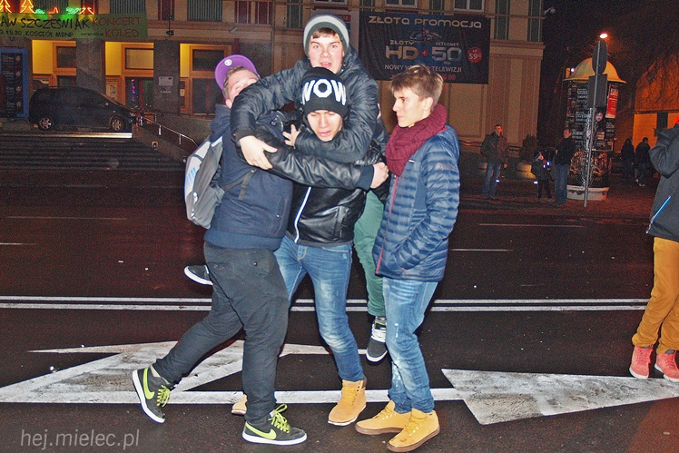 Radosne powitanie Nowego 2014 Roku na Placu Armii Krajowej