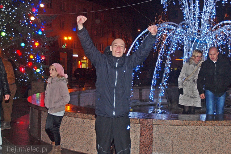 Radosne powitanie Nowego 2014 Roku na Placu Armii Krajowej