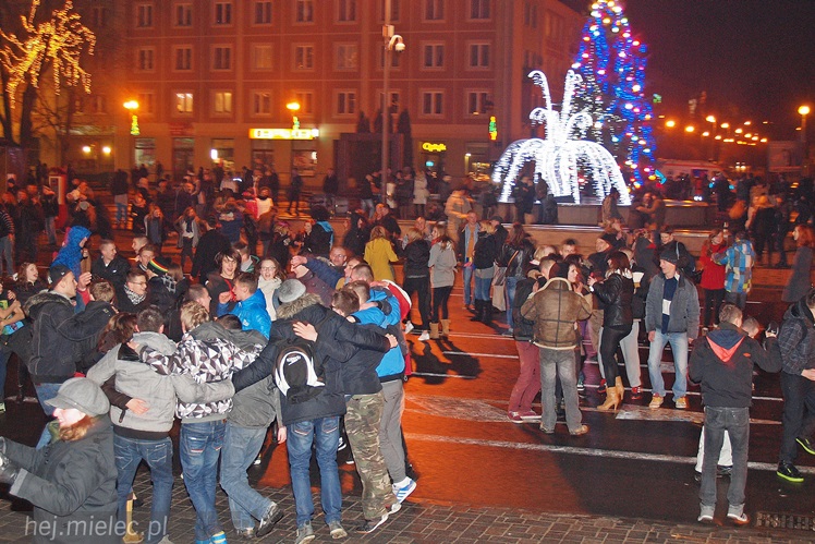Radosne powitanie Nowego 2014 Roku na Placu Armii Krajowej