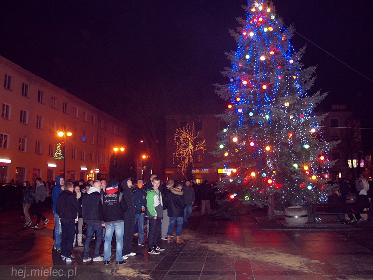 Radosne powitanie Nowego 2014 Roku na Placu Armii Krajowej