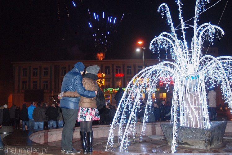 Radosne powitanie Nowego 2014 Roku na Placu Armii Krajowej