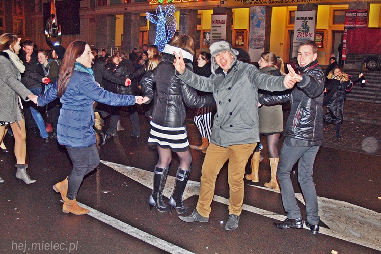 Radosne powitanie Nowego 2014 Roku na Placu Armii Krajowej