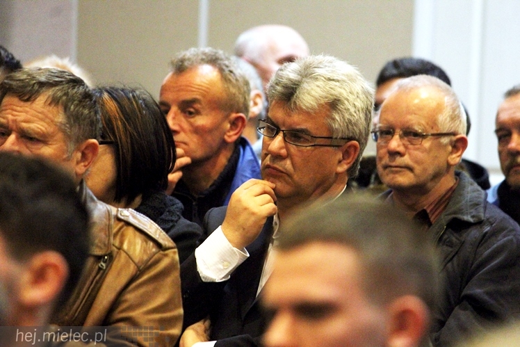 Gowin w Mielcu opowiadał o lepszej Polsce. Przyszło około 200 osób