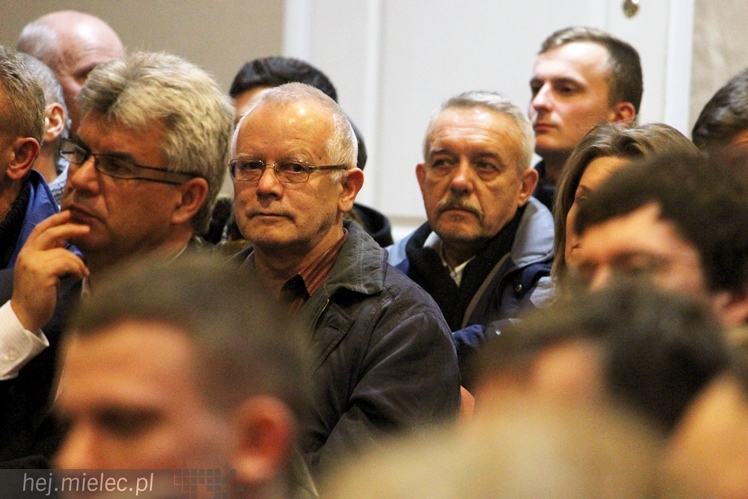 Gowin w Mielcu opowiadał o lepszej Polsce. Przyszło około 200 osób