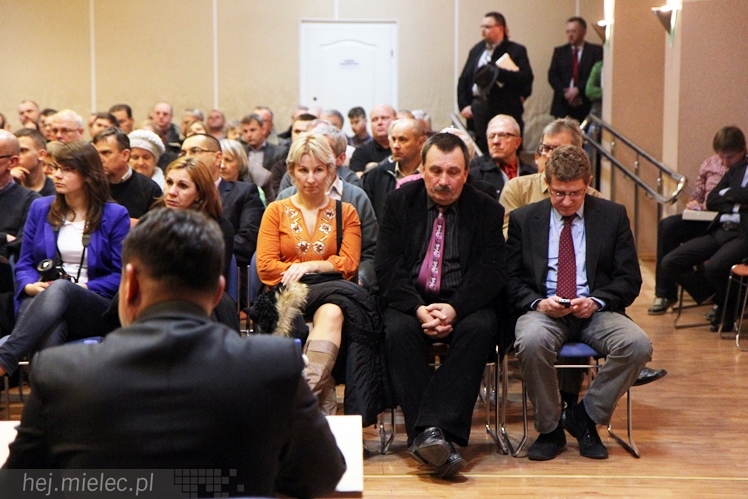 Gowin w Mielcu opowiadał o lepszej Polsce. Przyszło około 200 osób