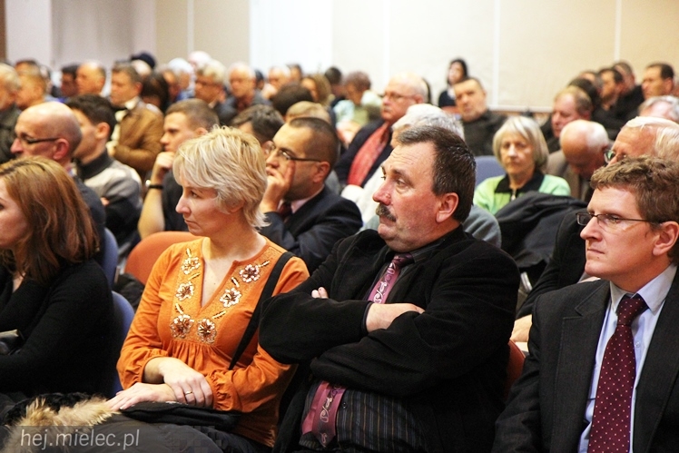 Gowin w Mielcu opowiadał o lepszej Polsce. Przyszło około 200 osób