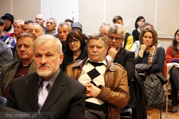 Gowin w Mielcu opowiadał o lepszej Polsce. Przyszło około 200 osób