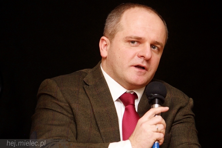 Gowin w Mielcu opowiadał o lepszej Polsce. Przyszło około 200 osób