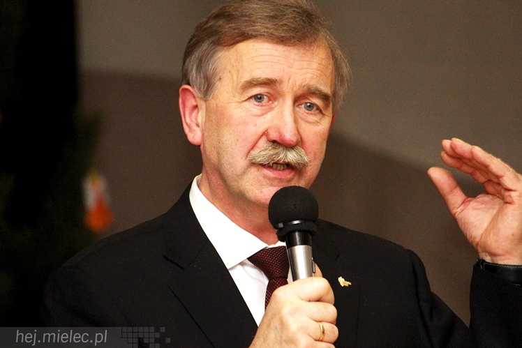 Gowin w Mielcu opowiadał o lepszej Polsce. Przyszło około 200 osób