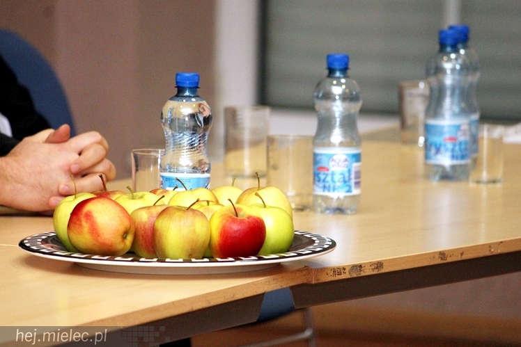 Gowin w Mielcu opowiadał o lepszej Polsce. Przyszło około 200 osób